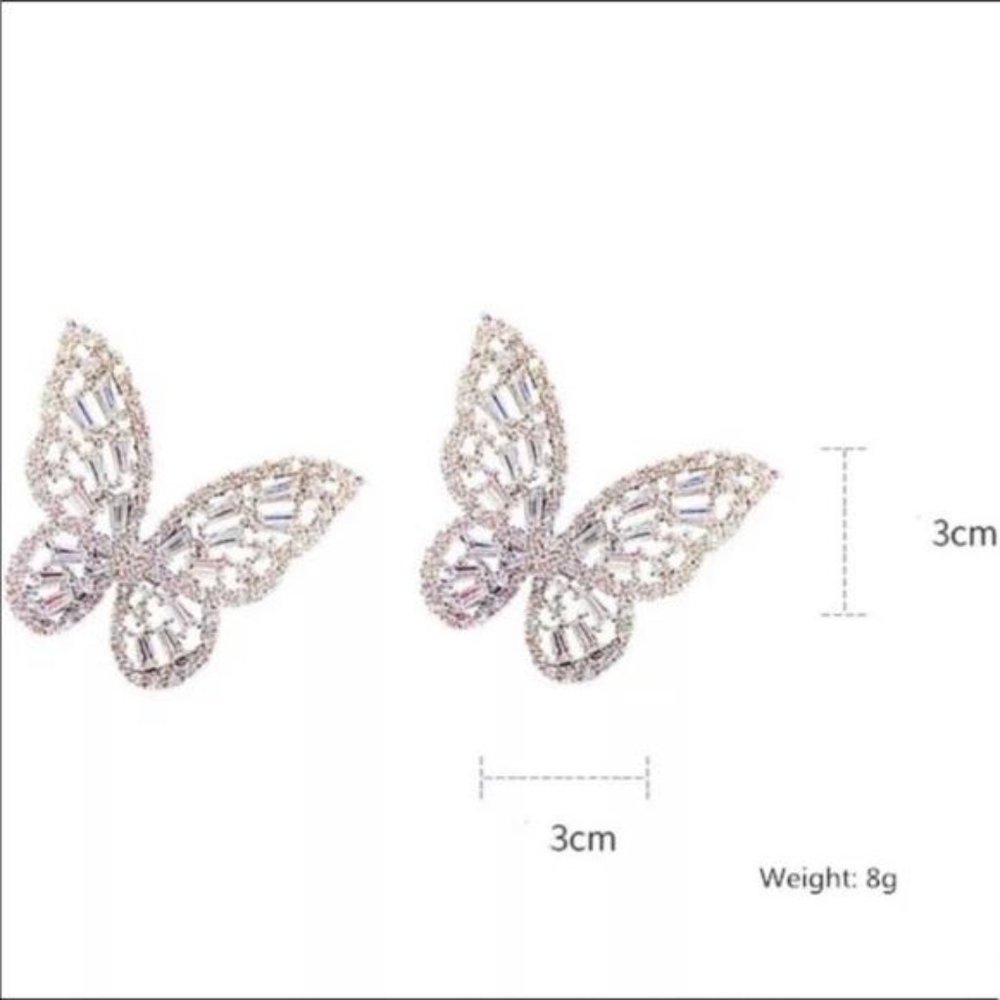 NEW Silver Shiny Butterfly Stud Earrings, beautiful Earrings, cute Earrings - Picture 5 of 5